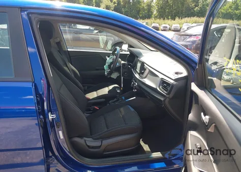 2019 Kia Rio S z USA, uszkodzony, nr VIN 3KPA24ABXKE198070
